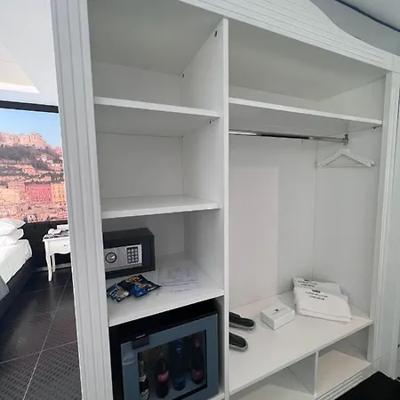 Partenope Luxury *