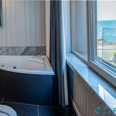 Partenope Luxury *